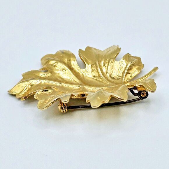 Austria Leaf Brooch Vintage Fall Gold Tone Monstera Estate Jewelry Pin - Picture 3 of 10